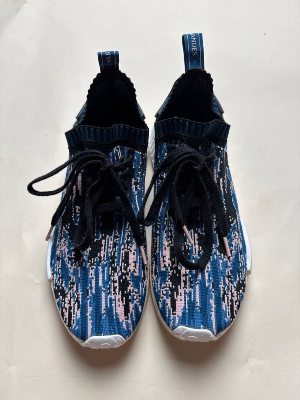 adidas NMD_R1 Primeknit DB2842 Men's US 10.5 EU 44 Blue Pink Used